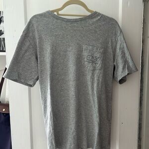 Vineyard Vines Men’s Vintage Whale Short Sleeve Pocket Tee